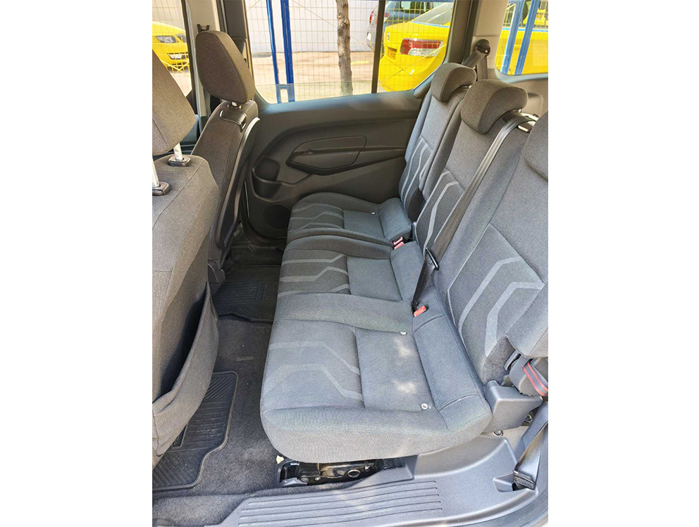 ford-tourneo-connect-2016-05
